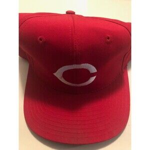 Cincinnati Reds Snapback Vintage Baseball Hat Trucker Red